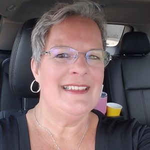 Meet your Posher, Diane